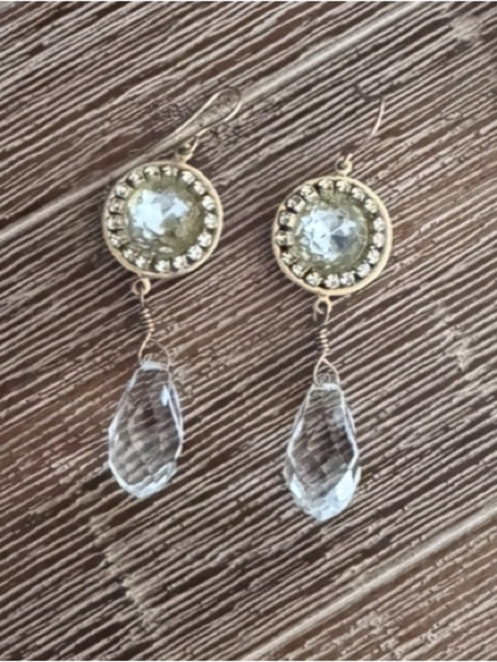 Vintage-Inspired Green Tassel Drop Earrings - Unbranded